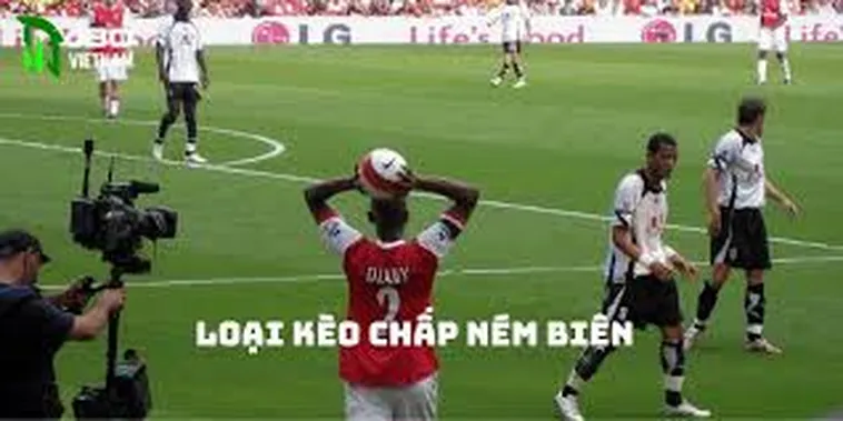 Kèo Ném Biên Bóng Đá Và Cách Dự Đoán Số Lần Bóng Ra Biên 2 Kèo Ném Biên Bóng Đá Và Cách Dự Đoán Số Lần Bóng Ra Biên